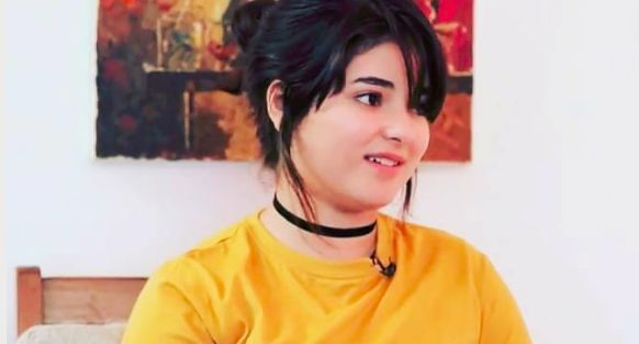 Dangal Girl Zaira Wasim Quits Bollywood Says Her Religion Threatened Face Of Nation